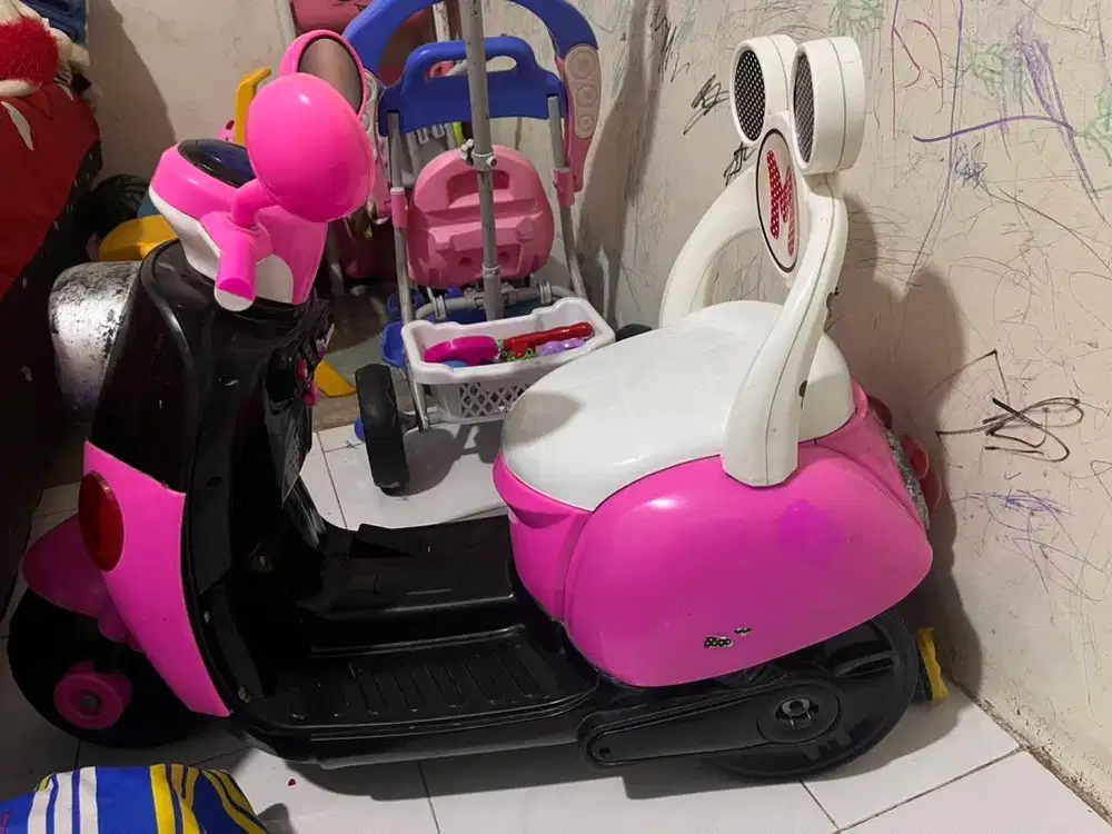 vespa aki baterai