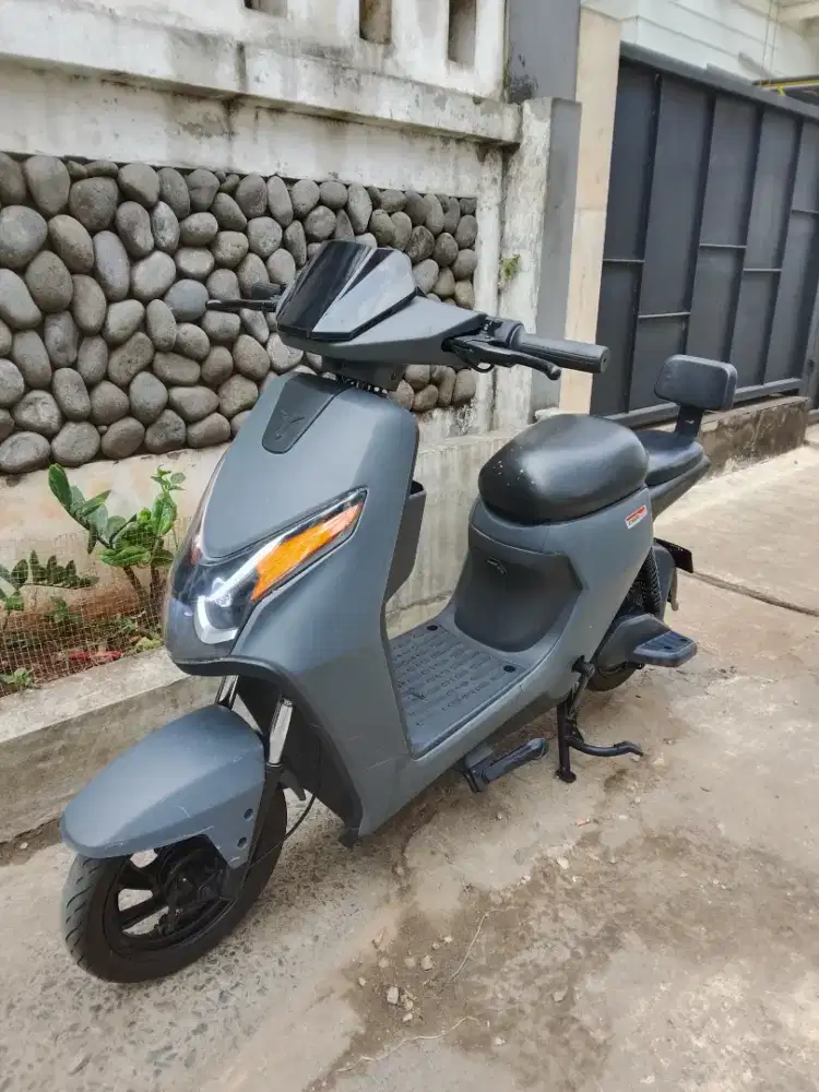 Sepeda listrik uwinfly d65