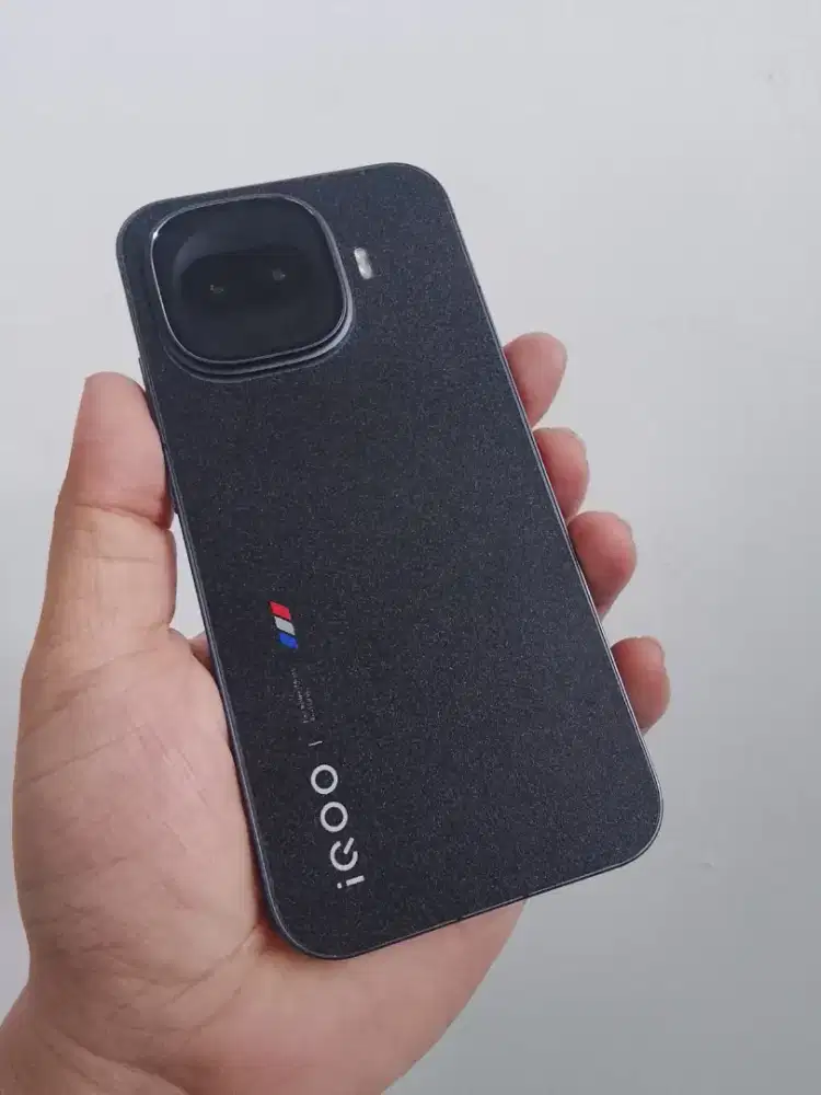 Vivo iQOO 15R 8/256 Black Pemakaian 2 bulan