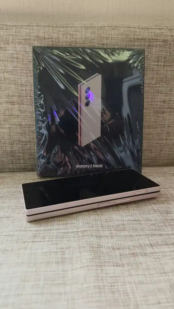 Samsung galaxy Z fold 6 12GB/512GB pink