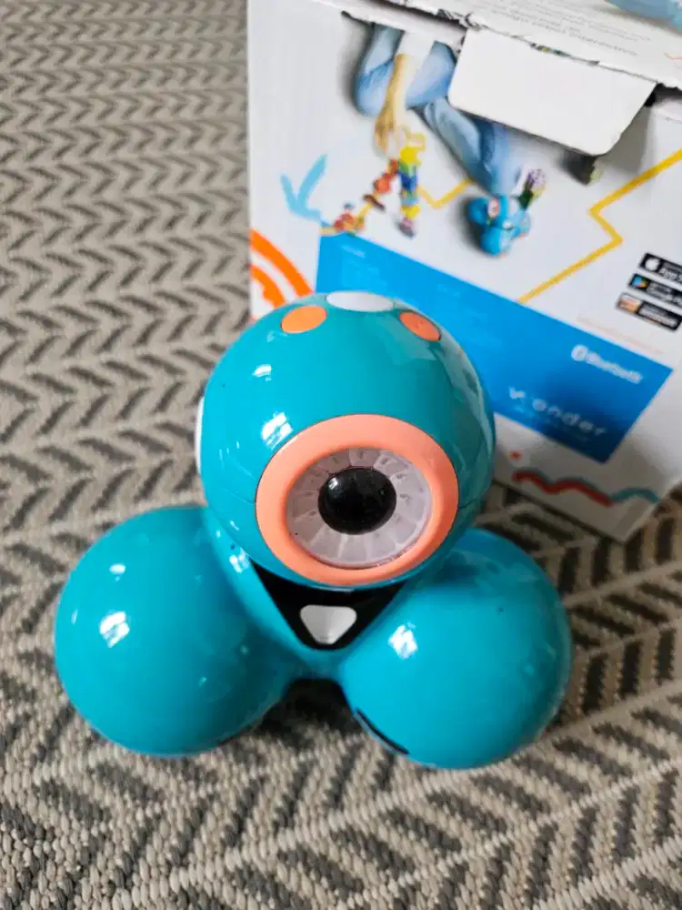 Dash Robot Coding Kids