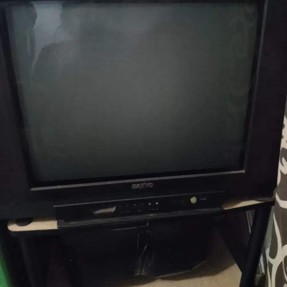 Tv Sanyo 21 in tabung masih bgus