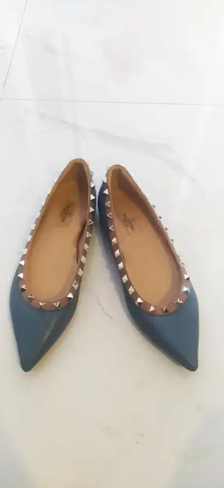 Flat shoes Valentino Garavani
