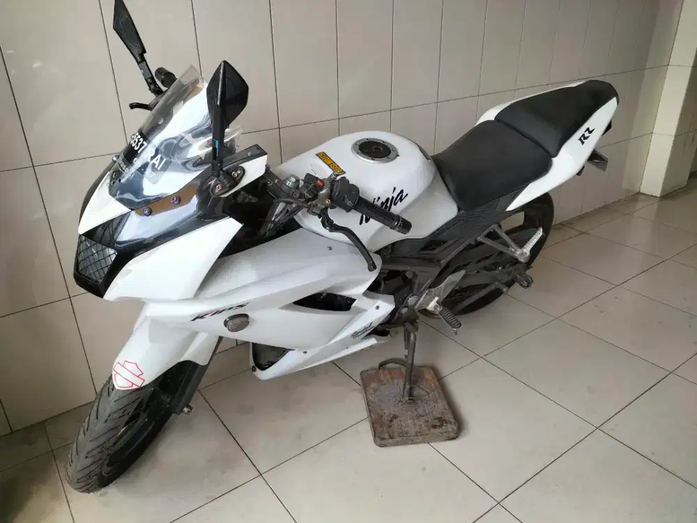 Kawasaki Ninja RR Putih 2012 (Dragon)