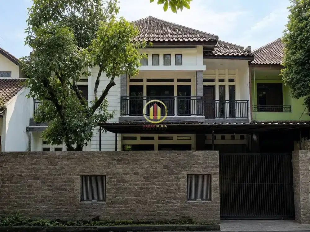 DIJUAL RUMAH BAGUS TERAWAT SURYALAYA BUAH BATU BANDUNG KOTA