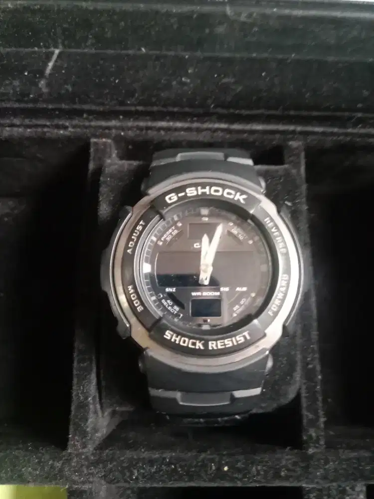 JAM TANGAN CASIO G-SHOCK G-304RL  ALL ORIGINAL Tinggal pakai