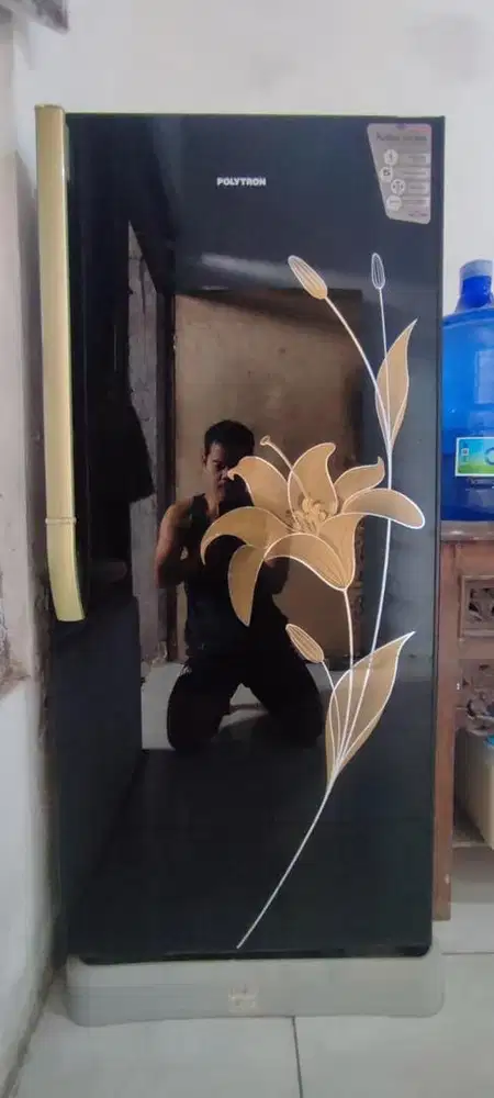 KULKAS POLYTRON 1 pintu kondisi bagus terawat
