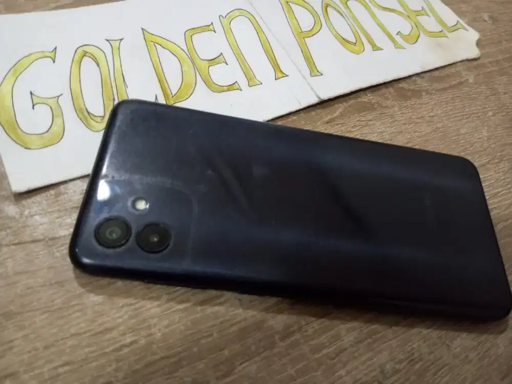 Samsung A04-4G Lte.Ram 4/64GB.ORI.GOLDEN PONSEL