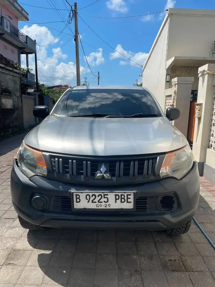 Mitsubishi Triton Double Cabin (DC) HDX 4x4 th 2019 Individu Jakarta