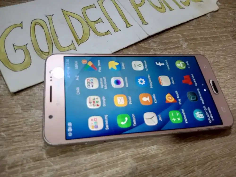 Samsung J76 Duos.Amoled.4G.Ram 2/16GB.ORI.GOLDEN PONSEL
