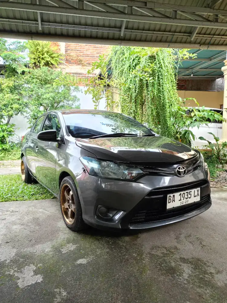 Di Jual Cepat Mobil Vios5  Gen3 abu abu