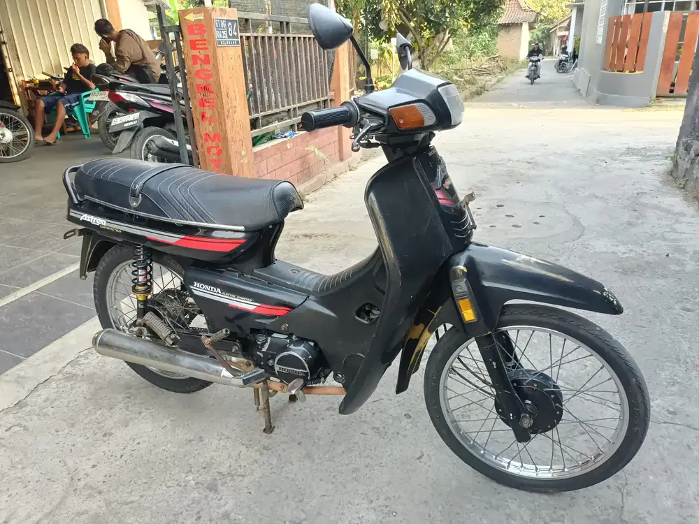 Honda grand bulus th 94