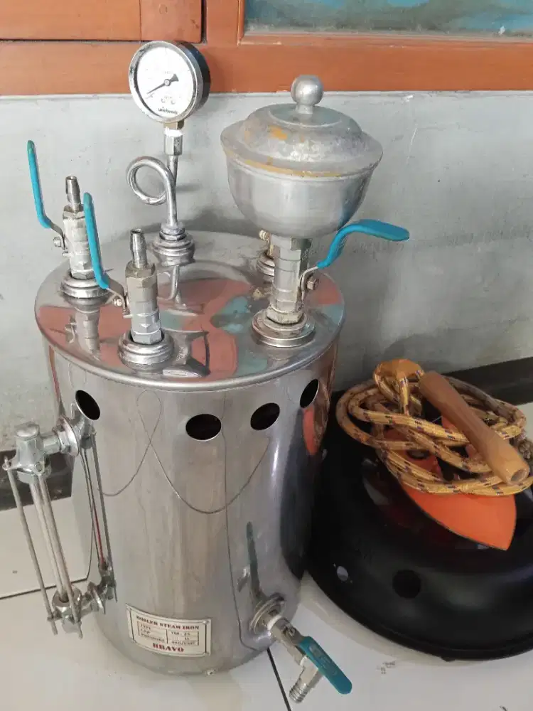 Setrika uap boiler BRAVO 10 liter lengkap