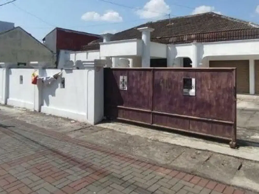 RUMAH STRATEGIS DEKAT UGM - JL. KALIURANG KM 7