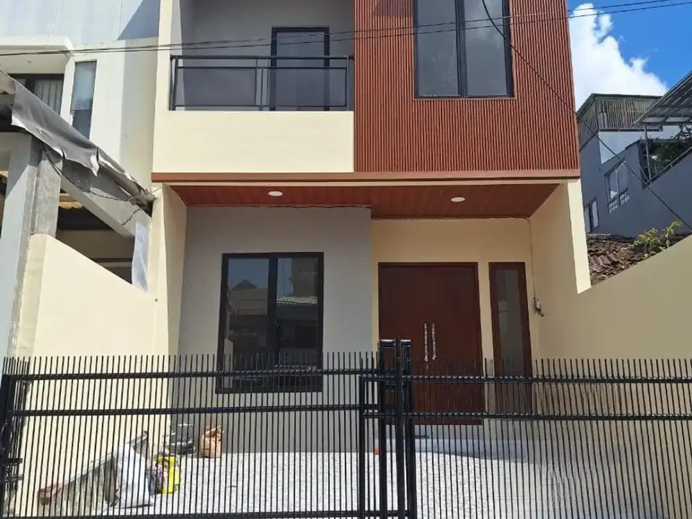 Dijual Rumah baru di Hibrida