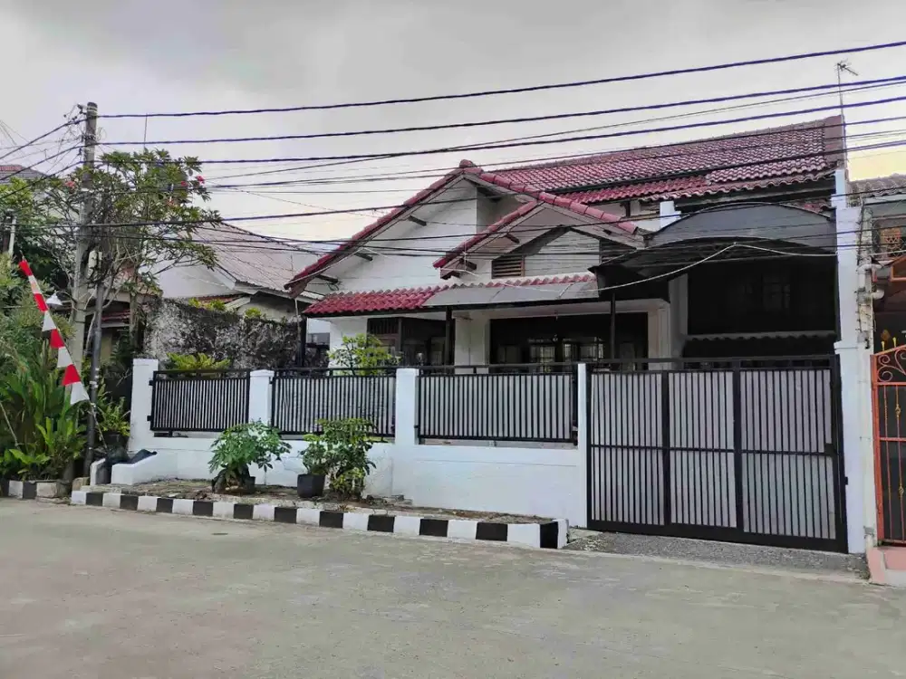 Rumah 2 Lantai SHM Siap Huni Di Cinere