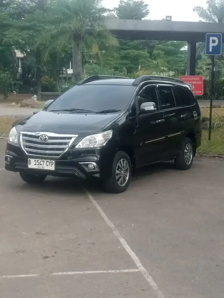 Toyota innova g at 2015