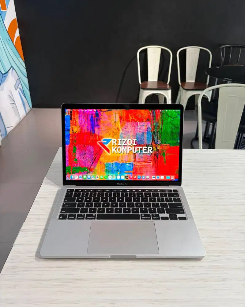 MacBook Pro M1 2020 Touchbar Apple M1 CPU 8 Core RAM 16GB SSD 256GB
