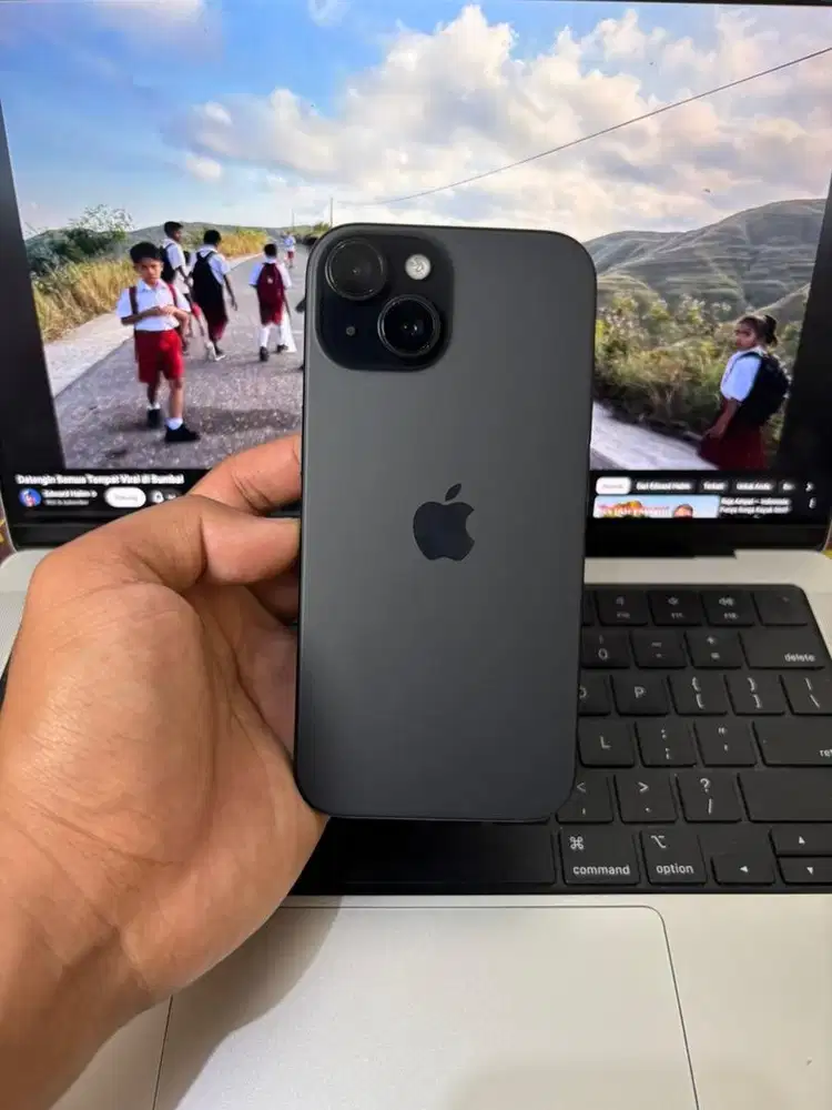 iPhone 15 128gb