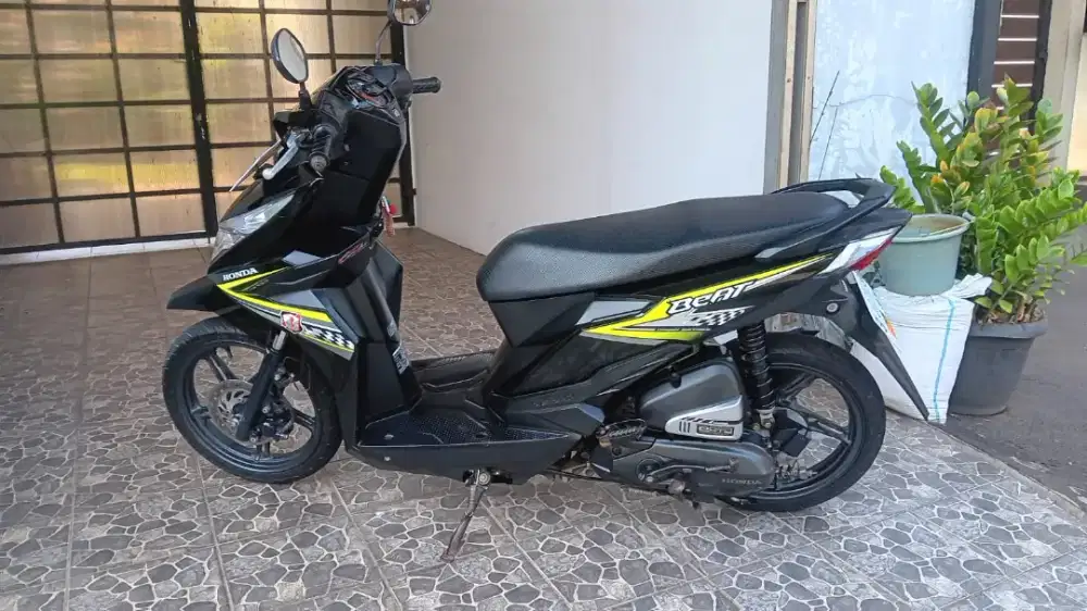 Motor bekas terawat milik pribadi