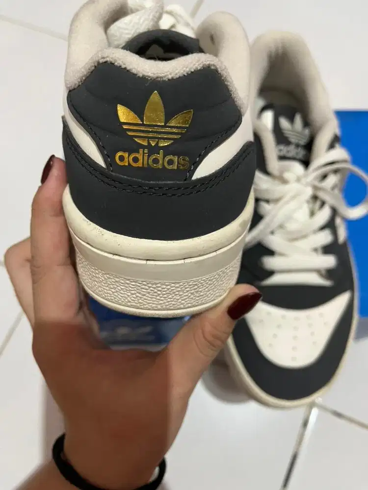 sepatu adidas uk US 6