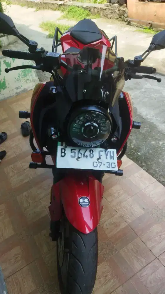 Jual cepat Kawasaki ninja Z250 2 silinder