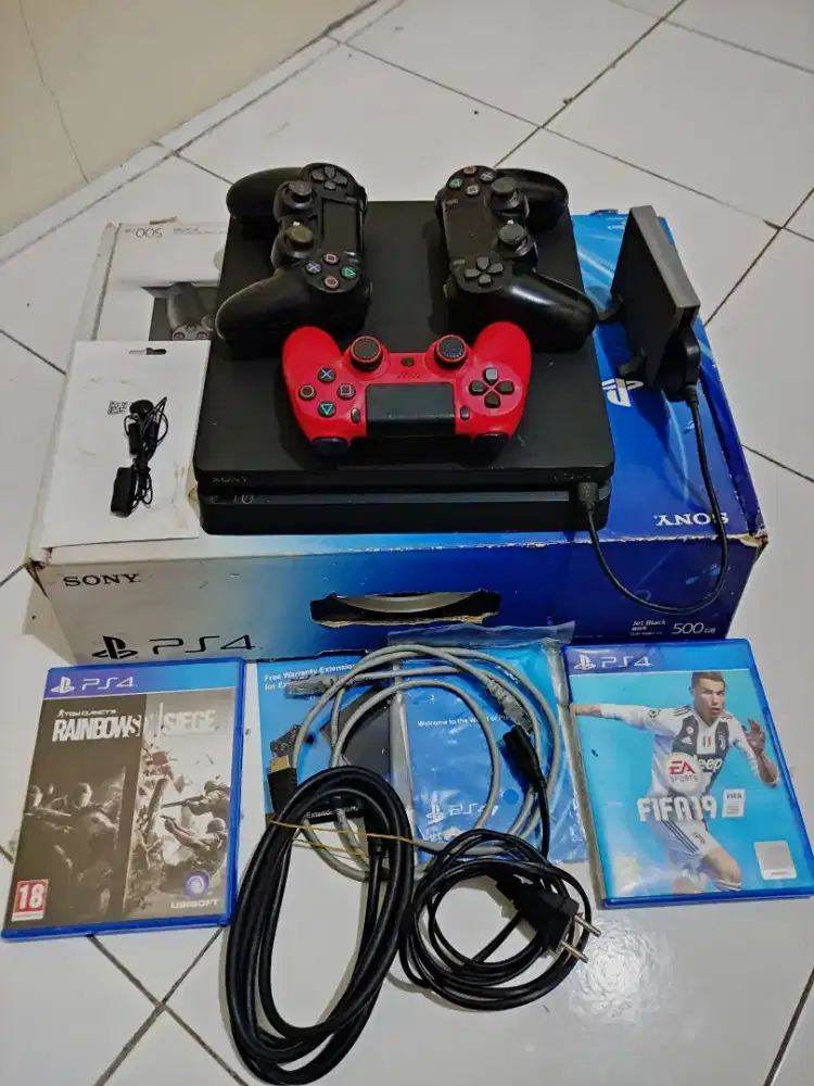 PS 4 SLIM JET BLACK 1,5 TB ORIGINAL