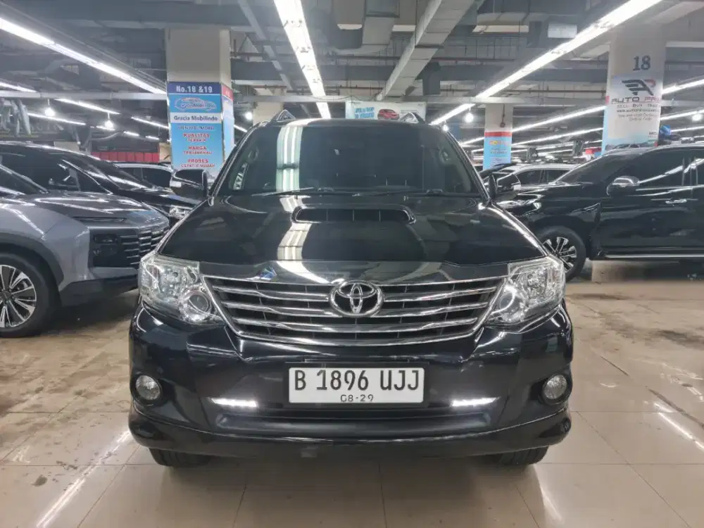 Toyota Fortuner VNT 2014
