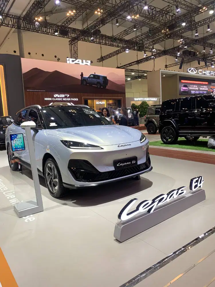 LEPAS E4 EV  the one & only compact SUV EV long range 600+ Km