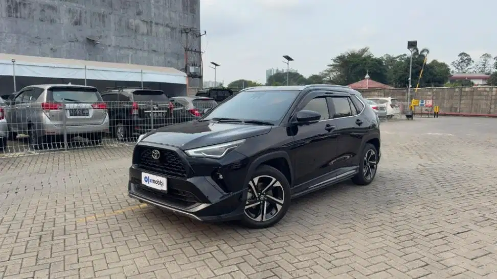 DP RENDAH Toyota Yaris Cross 1.5 S GR TSS Bensin-AT 2023 FBH