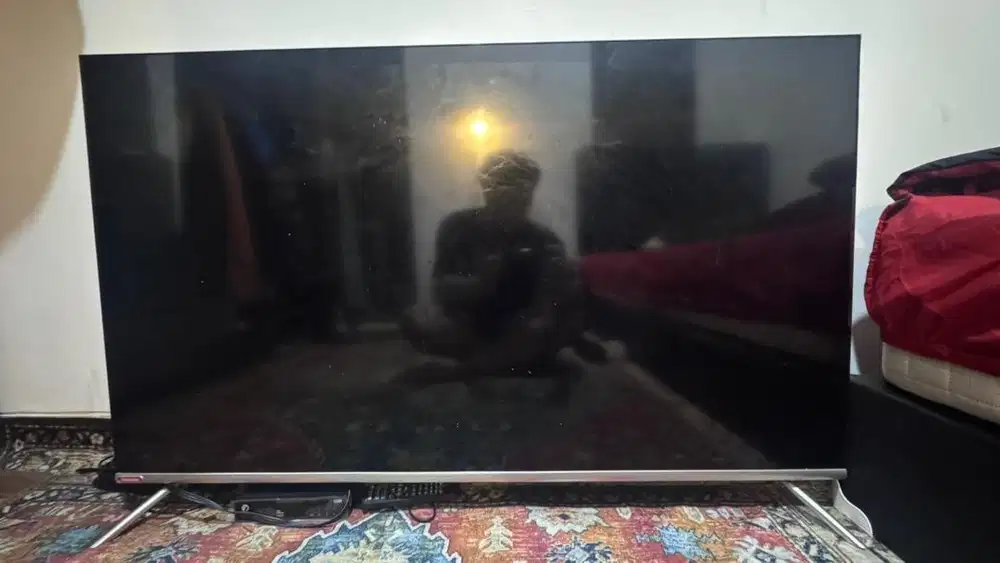 Changhong tv 50 in ( smart tv )