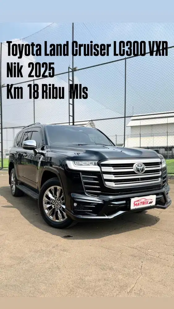 Toyota Land Cruiser LC300 VXR Nik 2025 Black on Black Siap pakai