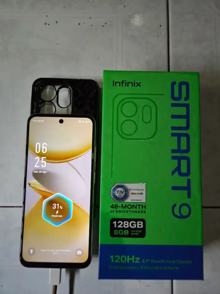 Infinix smart 9 128gb 4+4gb ram