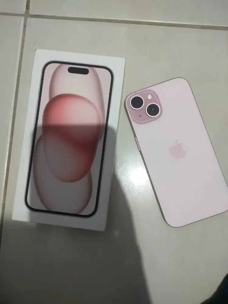 iPhone 15 basic 128 Ibox