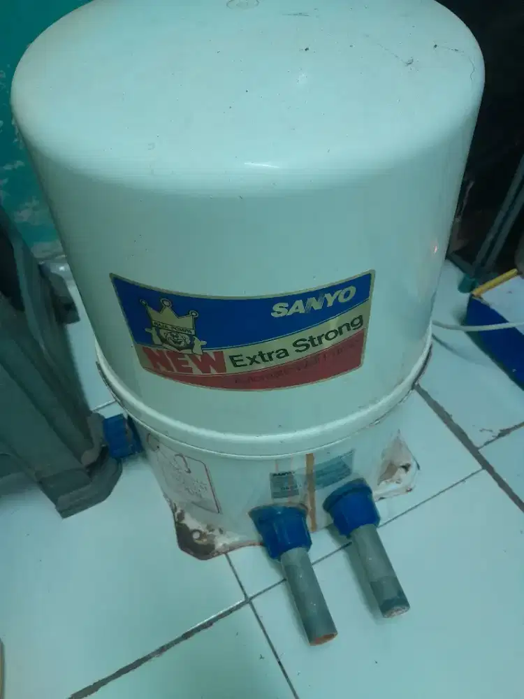 Pompa air sanyo