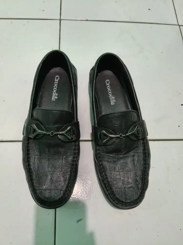sepatu kulit crocodile asli size 39