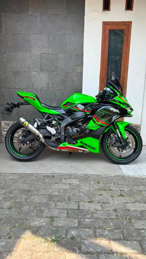 ZX25RR kasta tertinggi! Tipe RR kondisi istimewa like new! ZX Ninja