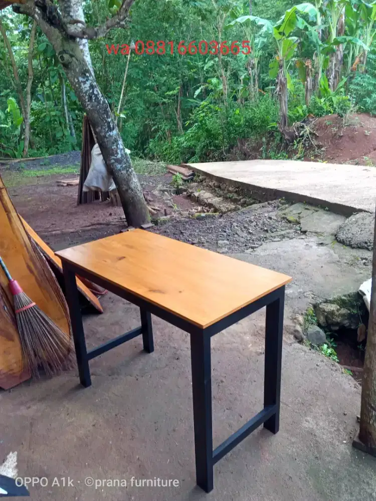 Meja makan dan cafe