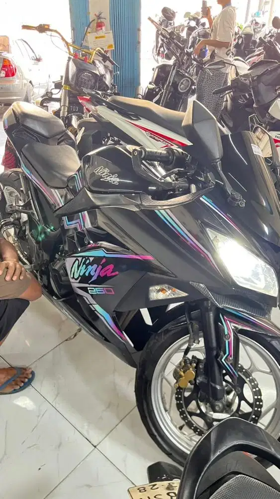 Kawasaki Ninja 250 karbu