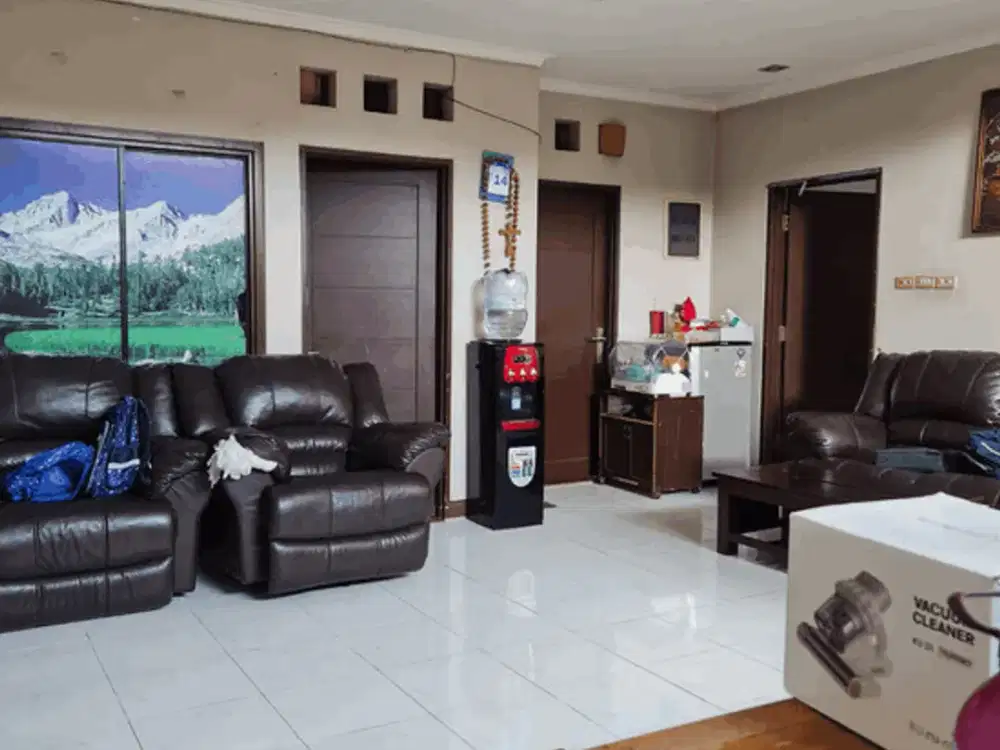 Rumah 2 Lantai Dan Kontrakan 5 Pintu Di Pulomas Utara S7661