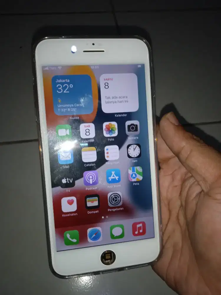 IP 7+ 128.  Tombol home copot