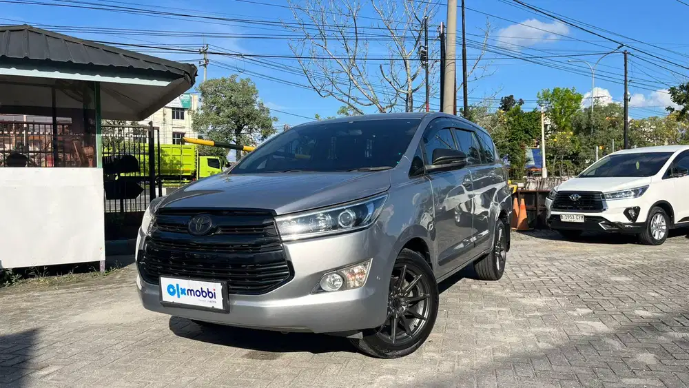 KM Rendah - Toyota Innova 2.4 V Solar - AT 2018 - FZZ
