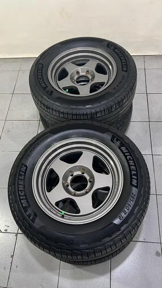 Velg Bradley replika 6x139,7 R18 + Ban Michelin 265/60/R18
