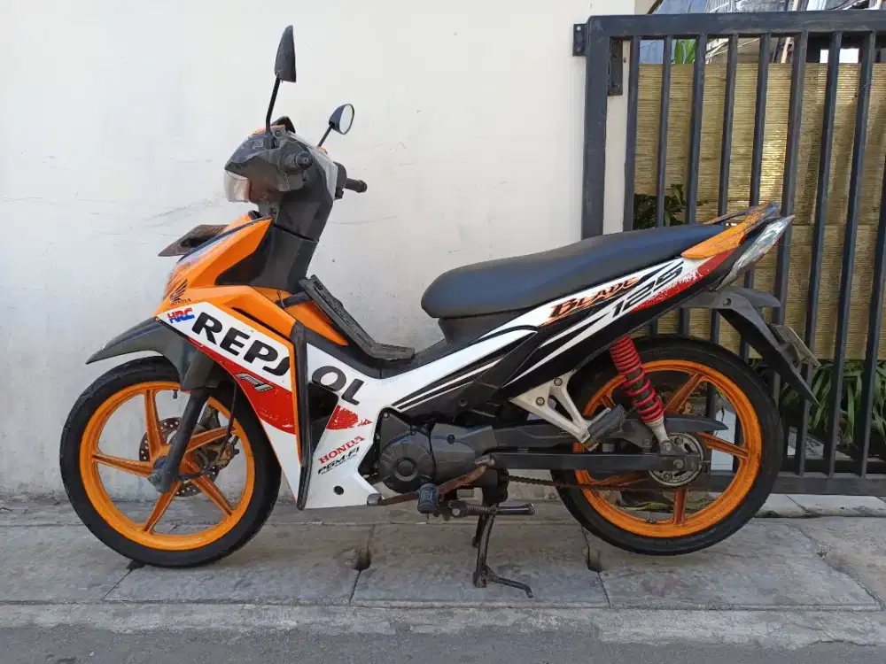 Honda blade fi 125 2014 lengkap mesin halus