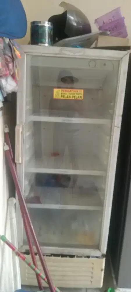 Showcake seken seperti baru