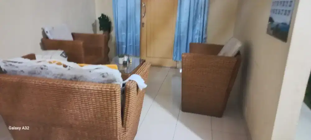 Kursi tamu rotan asli