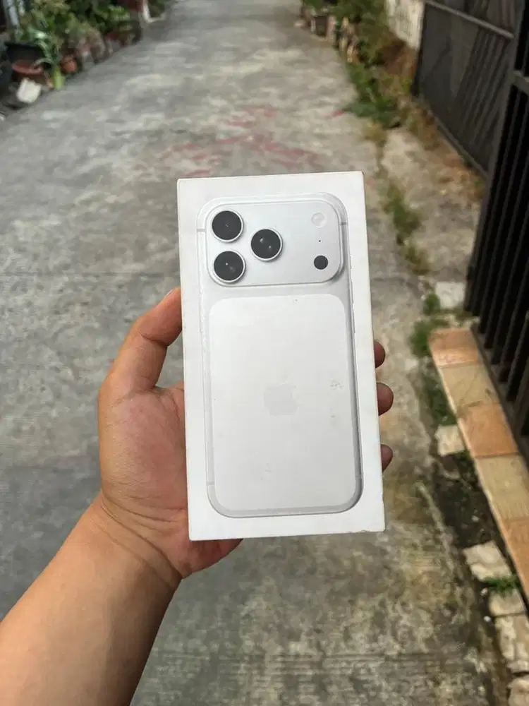iphone 17 Pro 256gb iBox NEW BNIB