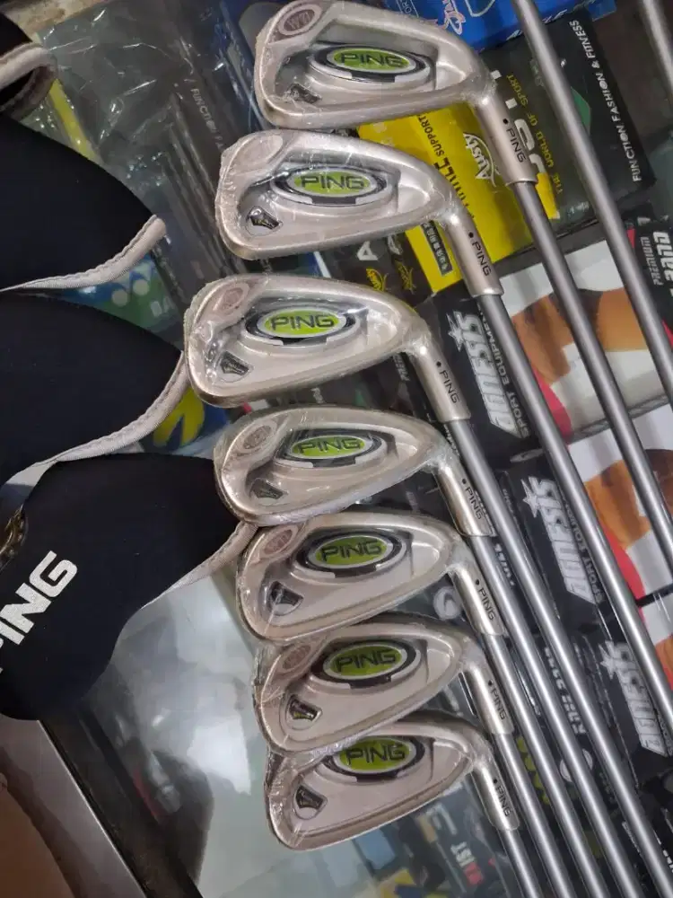 Ping Full Set Golfer & Beres Bag Golf