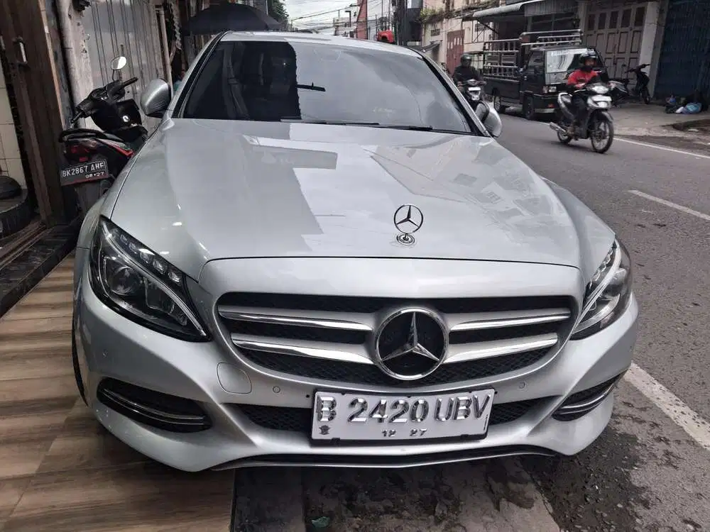 Mercedes-Benz C200 2014 Bensin