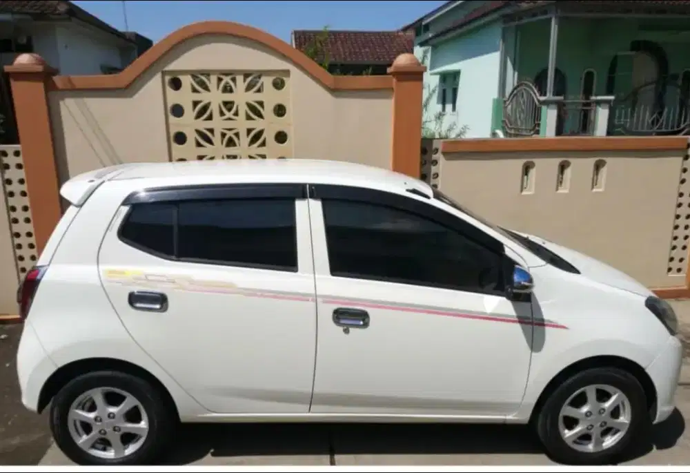 AYLA 2015 MANUAL PUTIH BAGUS MULUS